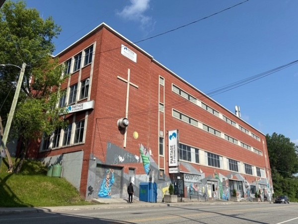 Les locaux du Partage Saint-Fran&ccedil;ois rue Wellington Sud &agrave; Sherbrooke