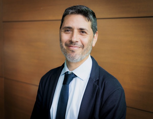 Le professeur Jos&eacute; Ignacio Nazif-Munoz