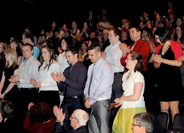 Les finissants du site de Saguenay ont &eacute;t&eacute; chaleureusement applaudis lors de la c&eacute;r&eacute;monie du 7 mai.