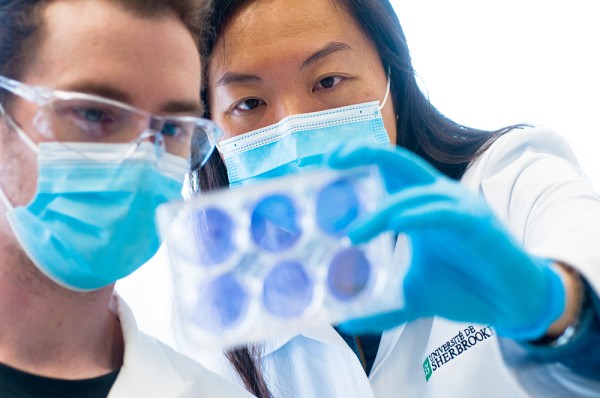 Avec son &eacute;quipe, le chercheuse travaille sur la mise au point d&rsquo;un vaccin th&eacute;rapeutique anticanc&eacute;reux, une innovation dans le domaine de l'immunologie.