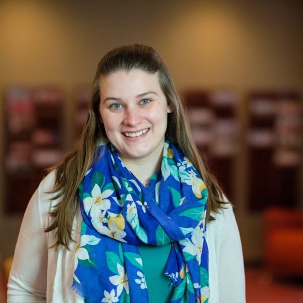 Elizabeth Cazeault, &eacute;tudiante &agrave; la ma&icirc;trise en gestion de l&rsquo;environnement et conseill&egrave;re en gestion environnementale au Service des immeublesMichel Caron - UdeS