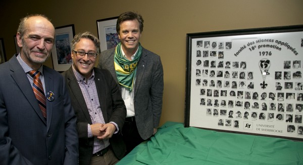 Le dipl&ocirc;m&eacute; Dominique Portelance, Patrick Gagn&eacute;, responsable des &eacute;v&eacute;nements, de l&rsquo;appartenance et des retrouvailles ainsi que le professeur Patrik Doucet, doyen de la Facult&eacute; de G&eacute;nie.