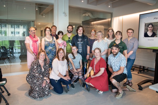 L'apport de l'&eacute;quipe &Eacute;nergie a &eacute;t&eacute; soulign&eacute; &agrave; l'occasion d'une c&eacute;r&eacute;monie de reconnaissance organis&eacute;e par le Service des immeubles.