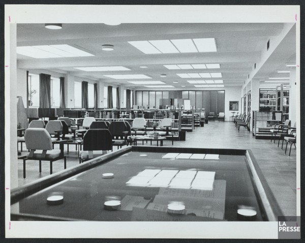 La biblioth&egrave;que de m&eacute;decine, 4 mars 1967.