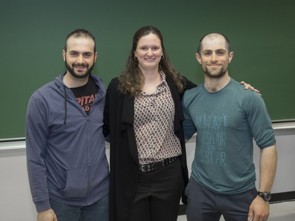 V&eacute;ronique Marchand, directrice des op&eacute;rations de la F&Eacute;EPEQ, accompagn&eacute;e de Gabriel Couture et J&eacute;r&eacute;mie Bourdages-Duclot.