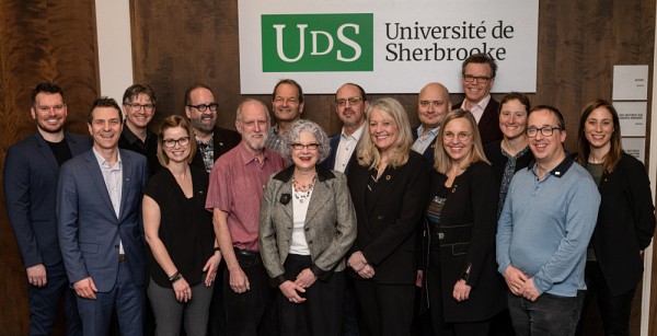 L'&eacute;quipe UdeS derri&egrave;re la d&eacute;marche ayant men&eacute; &agrave; la cr&eacute;ation de l'indice de sant&eacute; organisationnelle de l'UdeS.