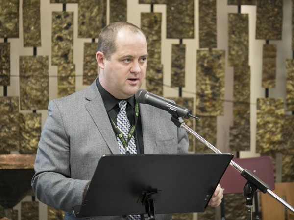 Le vice-doyen &agrave; la recherche et aux &eacute;tudes sup&eacute;rieures en recherche, Jean-Pascal Lemelin