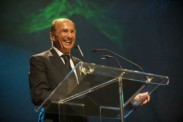 L'homme d'affaires Andr&eacute; L'Esp&eacute;rance, nomm&eacute; grand ambassadeur&nbsp;2012 de l'UdeS, est venu t&eacute;moigner de son parcours de redresseur de PME et d'entrepreneur.