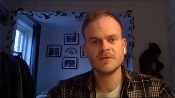 &Eacute;tudiant au doctorat en &eacute;tudes du religieux contemporain, Lo&iuml;c Bizeul anime les Journ&eacute;es R&eacute;d-Action au Campus de Longueuil. Il insiste sur le fait que ces Journ&eacute;es permettent aux personnes participantes de se sentir soutenues et &eacute;paul&eacute;es dans leur processus de r&eacute;daction.