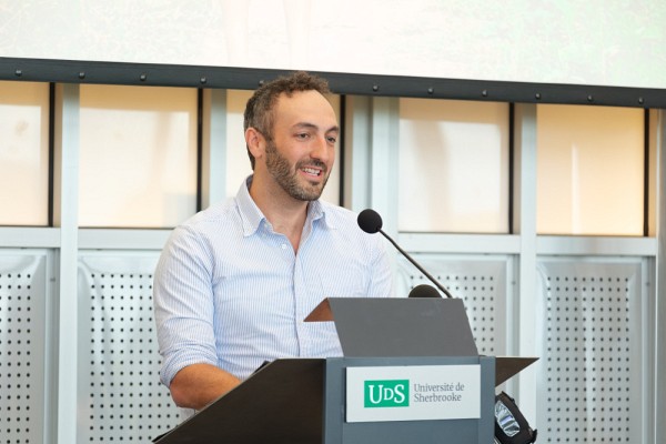 David-Martin Milot, directeur du projet pour l&rsquo;UdeS, professeur et m&eacute;decin sp&eacute;cialiste en sant&eacute; publique et m&eacute;decine pr&eacute;ventive.