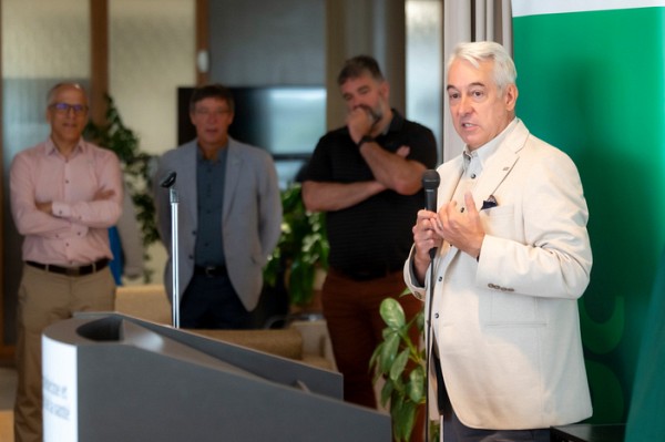 Le doyen de la FMSS, le professeur Dominique Dorion, a mentionn&eacute; l'importance pour sa facult&eacute; d'honorer la m&eacute;moire du professeur Regoli.