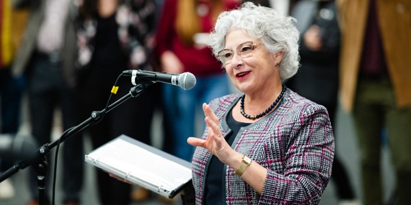 La professeure Jocelyne Faucher, vice-rectrice &agrave; la vie &eacute;tudiante.