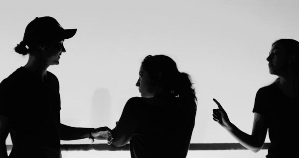 Les VACS sont l'affaire de toutes et tous. Les personnes qui en sont t&eacute;moins ont un r&ocirc;le des plus importants &agrave; jouer.