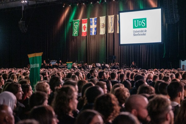 Pour souligner leur contribution d&rsquo;envergure &agrave; leur domaine d&rsquo;expertise, l'UdeS a mis &agrave; l'honneur neuf personnalit&eacute;s d'exception lors de la Collation des grades 2022.