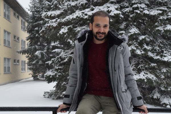 Le doctorant, Mahyar, vivant un premier hiver au Qu&eacute;bec.