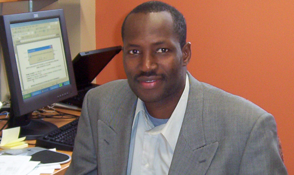 Le professeur en g&eacute;omatique appliqu&eacute;e de l&rsquo;Universit&eacute; de Sherbrooke, Kalifa Go&iuml;ta, dirigera le projet De l&rsquo;observation de la Terre &agrave; distance aux services d&rsquo;information d&eacute;cisionnelle (DOTS).