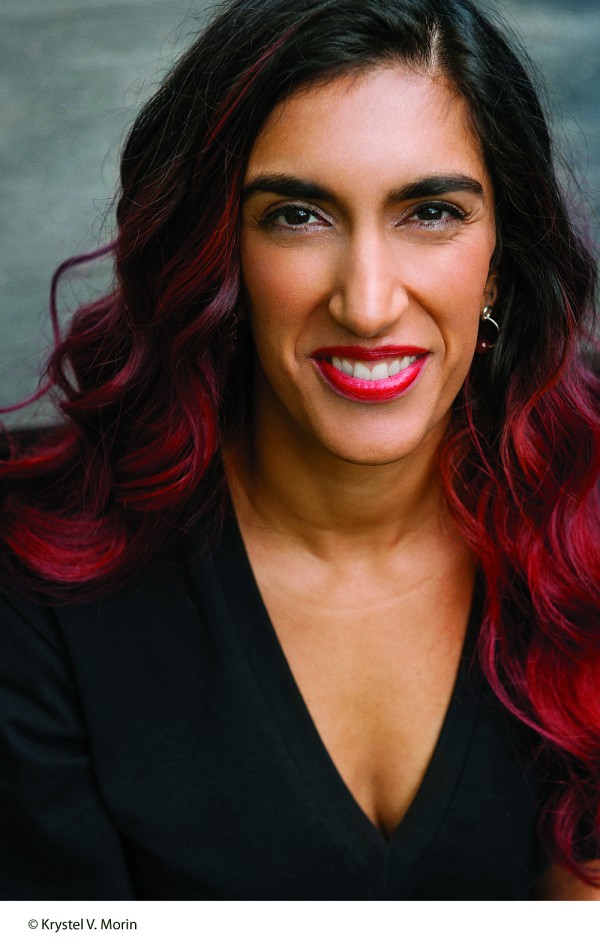 L'ing&eacute;nieure en a&eacute;rospatiale Farah Alibay, mod&egrave;le inspirant de r&eacute;ussite pour les femmes en sciences et en g&eacute;nie, sera de passage &agrave; l'UdeS le 1er d&eacute;cembre.