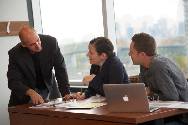 La ma&icirc;trise et le doctorat ont la cote! Plus du tiers des bacheliers poursuivent des &eacute;tudes sup&eacute;rieures.