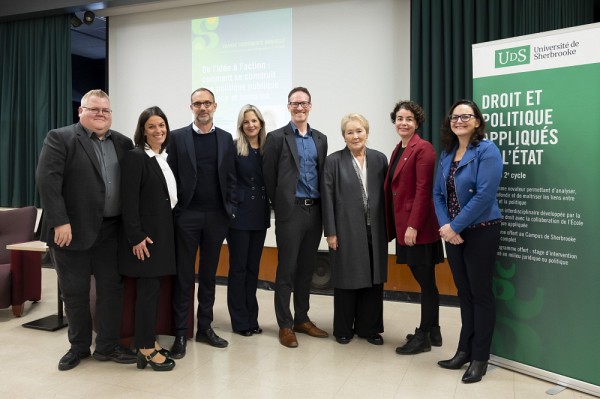 Pr Pascal Fr&eacute;chette, vice-doyen &agrave; l'enseignement, Jos&eacute;e Chartier, directrice des affaires &eacute;tudiantes et secr&eacute;taire de Facult&eacute;, Pr David Koussens, vice-doyen &agrave; la recherche et aux relations internationales, Pauline Marois, Pre Marie-Pierre Robert, doyenne, Pre Marie-Pierre Allard, secr&eacute;taire g&eacute;n&eacute;rale de l'UdeS.