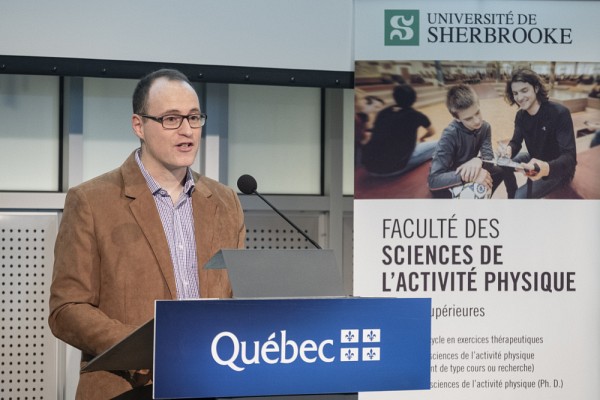Le professeur Sylvain Turcotte, titulaire de la Chaire de recherche Kino-Qu&eacute;bec sur l&rsquo;adoption d&rsquo;un mode de vie physiquement actif en contexte scolaire.