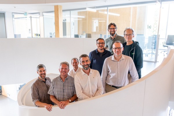 Les discussions et la visite qui ont eu lieu &agrave; l'Institut quantique (UdeS) ont fait d&eacute;couvrir un environnement de recherche et d'infrastructures technologiques d'excellence.