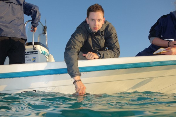 Durant son baccalaur&eacute;at en biologie &agrave; l&rsquo;Universit&eacute; de Sherbrooke, Xavier Bordeleau a eu la chance de faire un stage au Bimini Biological Field Station, un centre de recherche sur les requins.