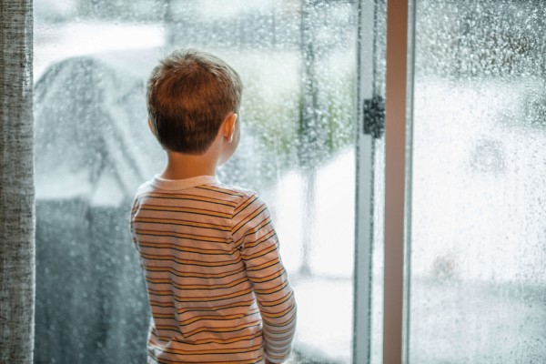Les probl&eacute;matiques en lien avec la personnalit&eacute; apparaissent tant dans des environnements sains que dans des milieux plus difficiles.