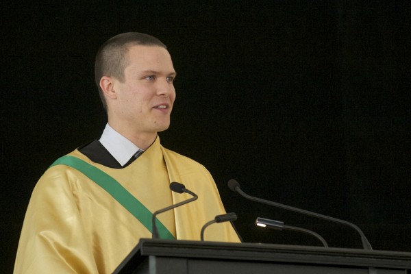 Kevin Lafreni&egrave;re a parl&eacute; au nom de la cohorte en droit.