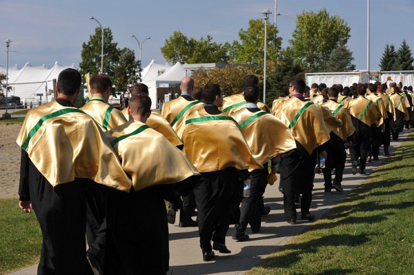 Les c&eacute;r&eacute;monies facultaires se d&eacute;roulaient en diff&eacute;rents lieux du Campus principal.