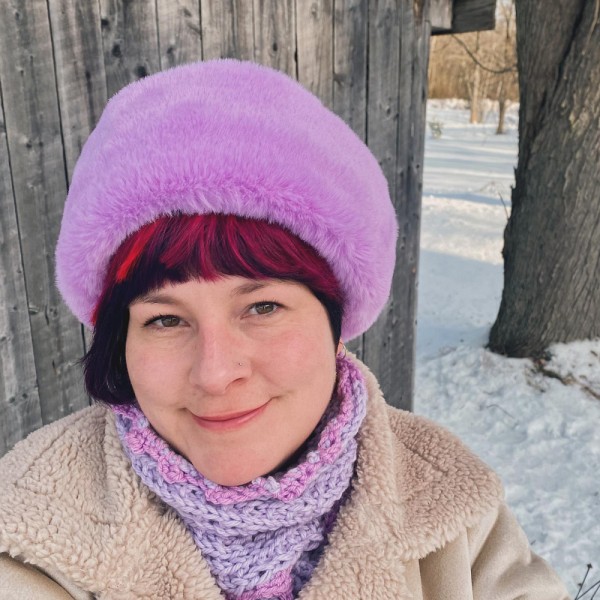 Charg&eacute;e de cours au D&eacute;partement d'histoire de l'UdeS, &Eacute;velyne Ferron se sp&eacute;cialise en histoire ancienne.