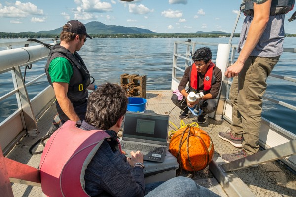 La recherche &agrave; l'UdeS se veut audacieuse, innovante et concr&egrave;te.