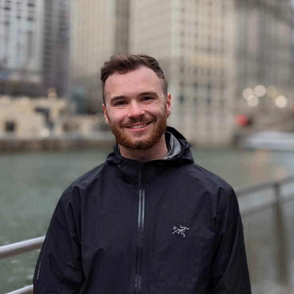 Jonas Rey-Sierro, baccalaur&eacute;at en administration des affaires.