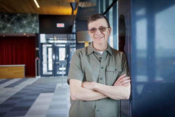 Marc P&eacute;pin cumule 25 ans d'anciennet&eacute; comme&nbsp;technicien en m&eacute;canique du b&acirc;timent au Service des immeubles.