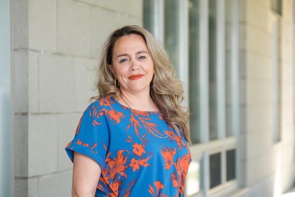 Nathalie Cadieux, professeure &agrave; l'&Eacute;cole de gestion, est sp&eacute;cialiste en gestion des ressources humaines.