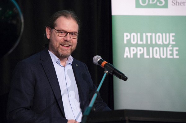 Le directeur de l'&Eacute;cole de politique appliqu&eacute;e, Pr Hugo Loiseau