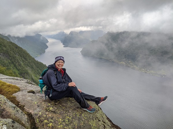 Amy Heim entame un stage postdoctoral en biologie &agrave; l&rsquo;UdeS, sous la direction de la professeure Isabelle Laforest-Lapointe, de la Facult&eacute; des sciences, et de la professeure M&eacute;lanie Jean, de l&rsquo;Universit&eacute; de Moncton. 
