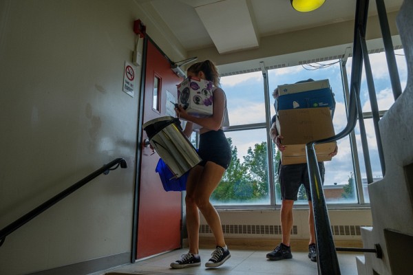 Se lancer dans les &eacute;tudes comporte son lot de d&eacute;fis. Il y a les cours et les examens qu&rsquo;on veut r&eacute;ussir. Mais aussi de nouvelles relations sociales &agrave; cr&eacute;er, parfois un logement &agrave; payer, un travail &agrave; maintenir&hellip; Et tout cela, souvent loin des siens.