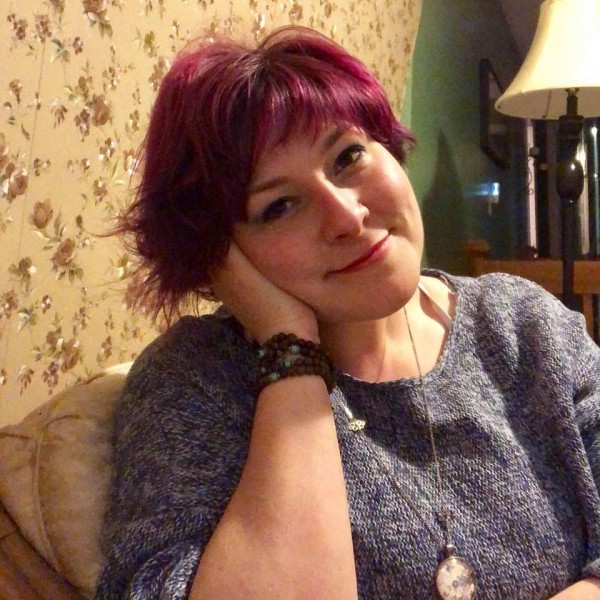 L'historienne &Eacute;velyne Ferron, charg&eacute;e de cours &agrave; l'Universit&eacute; de Sherbrooke.