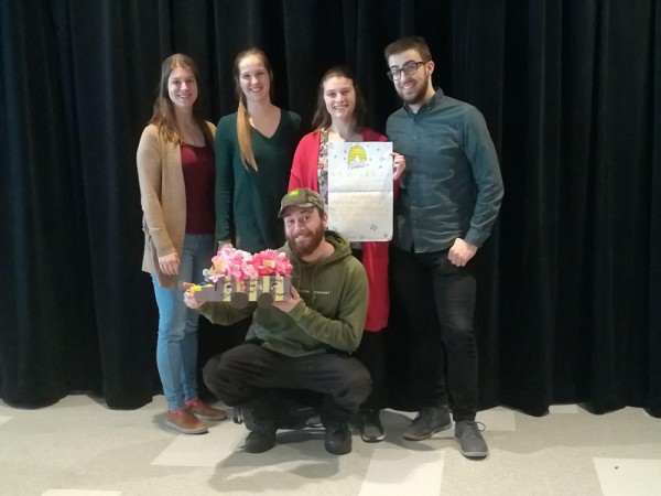 L&rsquo;&eacute;quipe de Ruche Campus au week-end &laquo;&nbsp;J&rsquo;ose entreprendre&nbsp;&raquo; 2019, organis&eacute; par l&rsquo;Acc&eacute;l&eacute;rateur entrepreneurial Desjardins (AED).