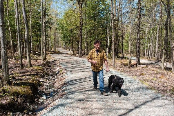 Pris&eacute;s, les sentiers du parc du Mont-Bellevue permettent &agrave; toutes et tous un acc&egrave;s privil&eacute;gi&eacute; &agrave; la nature.