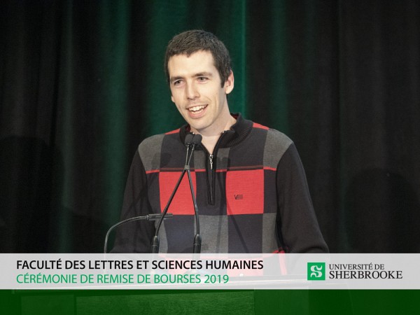 Le directeur du REMDUS et repr&eacute;sentant &eacute;tudiant au conseil d'administration de La Fondation de l'Universit&eacute; de Sherbrooke, Monsieur William Leclerc-Bellavance.