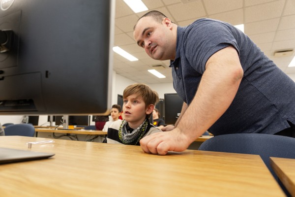 Le projet vise &agrave; aider les &eacute;l&egrave;ves &agrave; se fixer des buts personnels et d&rsquo;&eacute;quipe et &agrave; les r&eacute;aliser. Par exemple, un des &eacute;l&egrave;ves du groupe souhaitait cr&eacute;er son propre jeu vid&eacute;o.