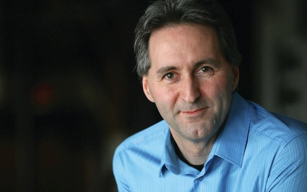 Le directeur g&eacute;n&eacute;ral du Centre culturel de l'UdeS, Mario Tr&eacute;panier.