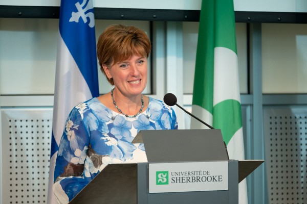 La ministre de l&rsquo;Agriculture et de l&rsquo;Agroalimentaire et d&eacute;put&eacute;e de Compton-Stanstead, Marie-Claude Bibeau.