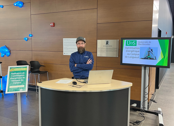 Kiosque sur l'optimisation &eacute;nerg&eacute;tique du b&acirc;timent du Campus de Longueuil