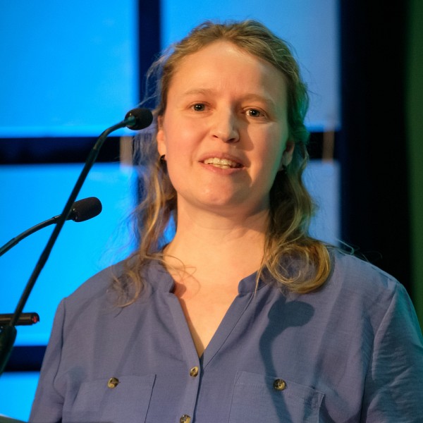 La professeure Fanie Pelletier du D&eacute;partement de biologie de la Facult&eacute; des sciences.