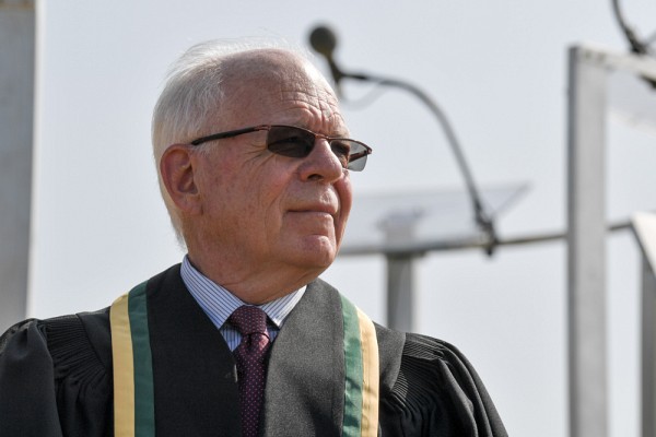 Claude Lessard, docteur d&rsquo;honneur en &eacute;ducation