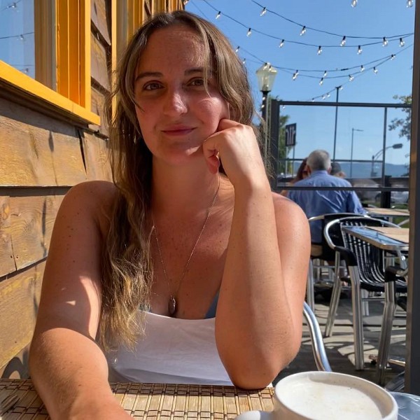 Myriam Ar&egrave;s, &eacute;tudiante en m&eacute;decine