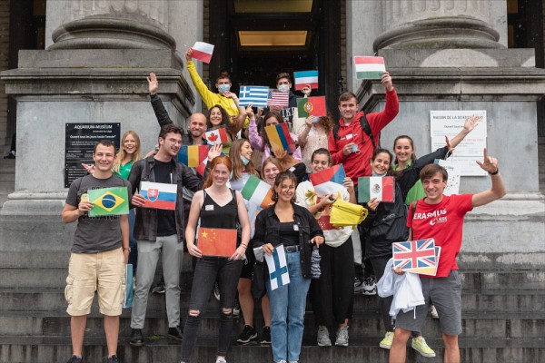 M&ecirc;me si la Belgique n'&eacute;tait pas son premier choix, No&eacute;mie n'aurait pu choisir meilleure destination pour faire sa premi&egrave;re session d'&eacute;tudes &agrave; l'&eacute;tranger. 